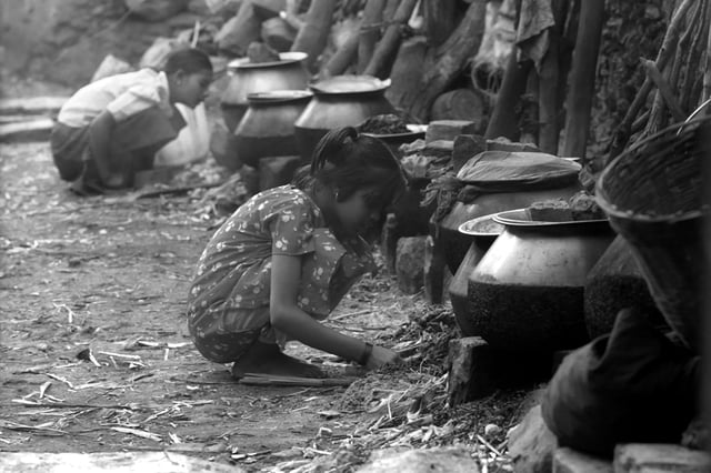 Banyan Clan enjoying traditional food.